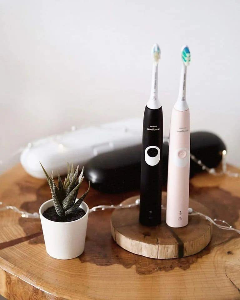 Set 2 Bàn Chải Điện Philips Sonicare HX6232/41 - Màu Đen   Hồng