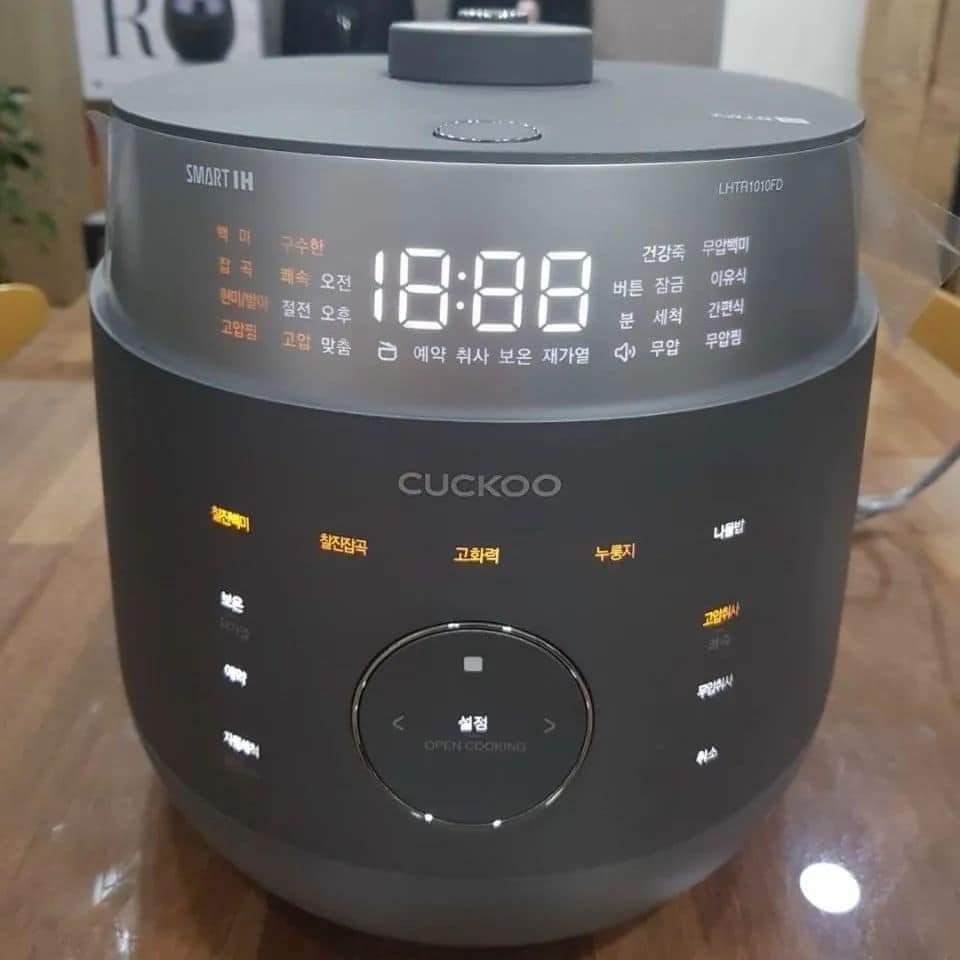 Nồi cơm điện Cao tần CUCKOO CRP-1,8L